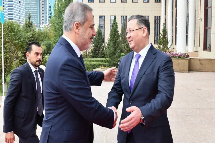 Dışişleri Bakanı Hakan Fidan Kazakistan’da haberinin görseli