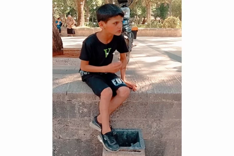Şanlıurfa’da kaybolan çocuk 4 gündür aranıyor haberinin görseli