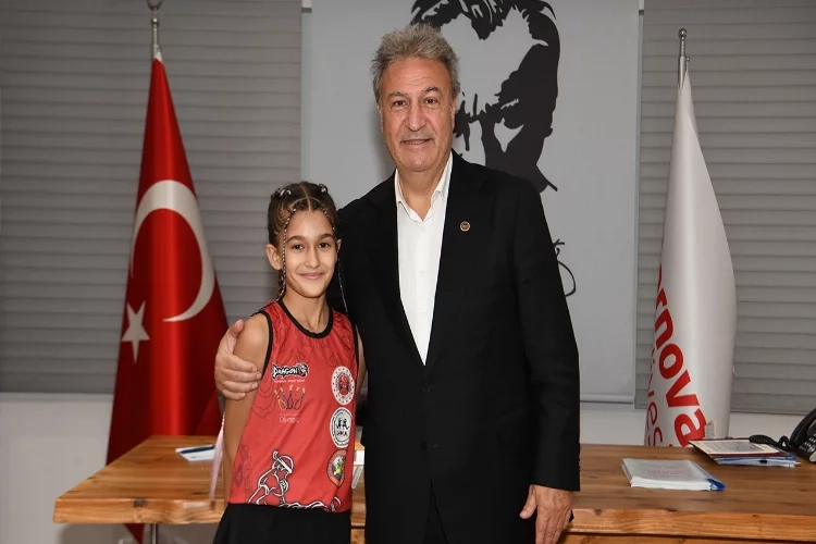 Sporcu Ceylin Naz Akçay’dan Başkan İduğ’a ziyaret