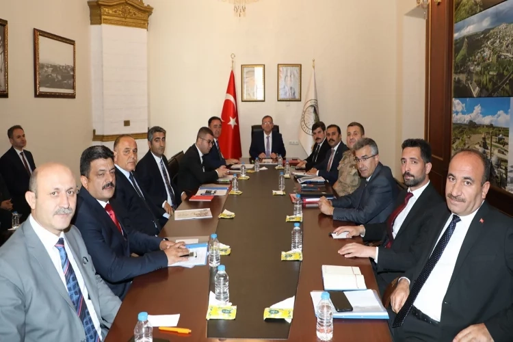 Kars’ta üniversite güvenlik toplantısı haberinin görseli