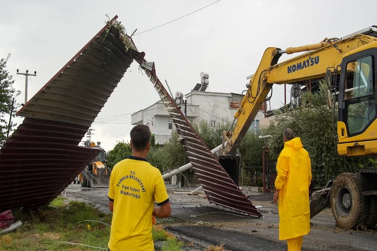 Mersin’de yoğun yağış sonrası oluşan tahribat giderildi