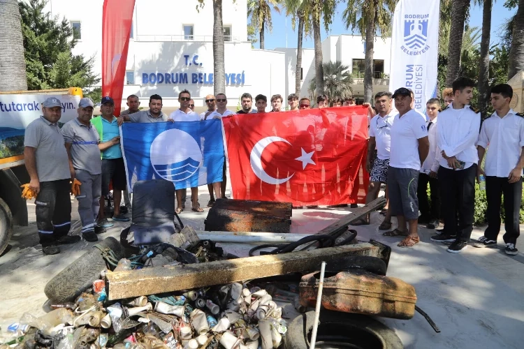 Bodrum'da deniz dibi temizliği