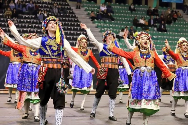 Denizli Halk Oyunları Grup Şampiyonasına ev sahipliği yapacak haberinin görseli