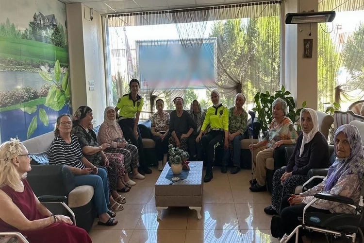 Aydın'da huzurevi sakinlerine eğitimi verildi haberinin görseli