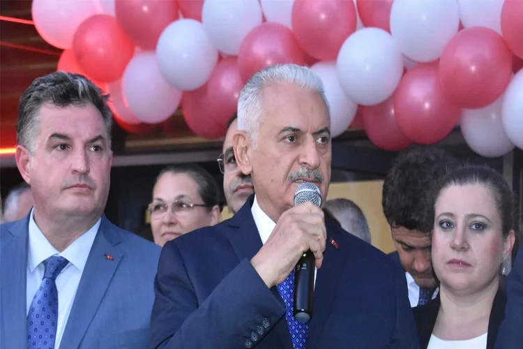 AK Partili Binali Yıldırım: “Memleketin her köşesi eserlerimizle dolu”