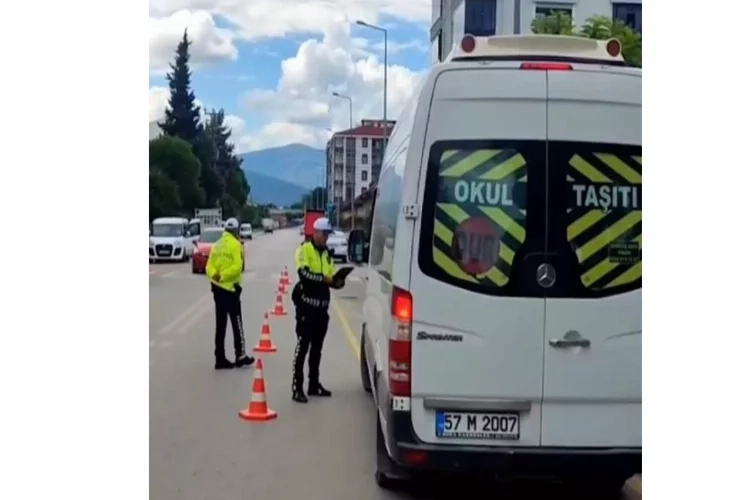 Sinop polisinden okul çevresinde sıkı denetim