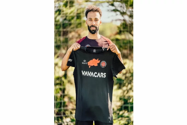 Fatih Karagümrük, Nazım Sangare’yi renklerine bağladı haberinin görseli