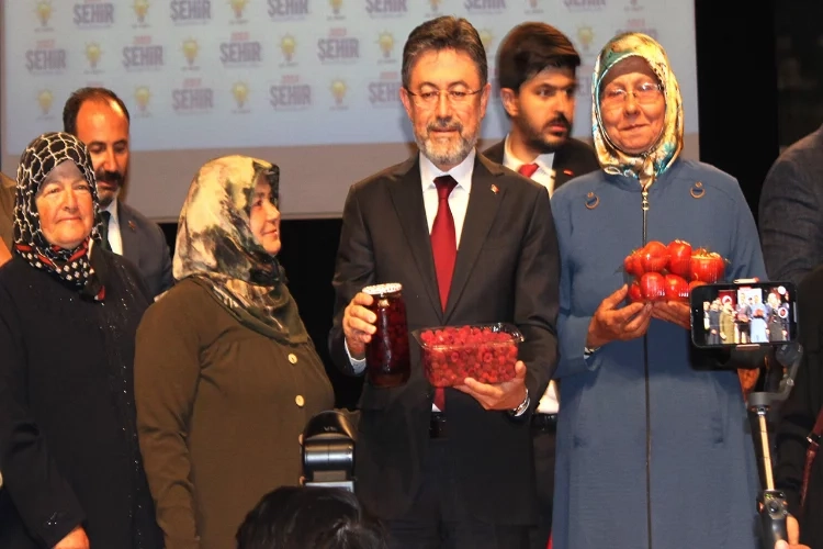 Bakan Yumaklı: AK Parti 'Gücümüz millet, işimiz hizmet' diyerek yoluna devam edecek