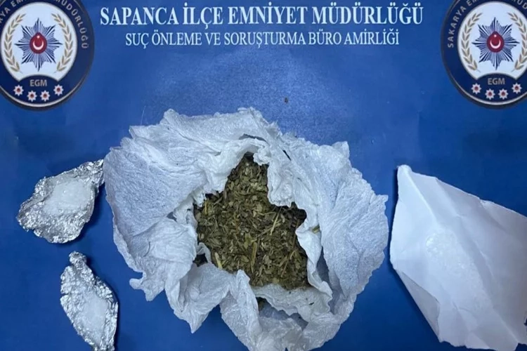 Polisten zehir tacirlerine ağır darbe haberinin görseli