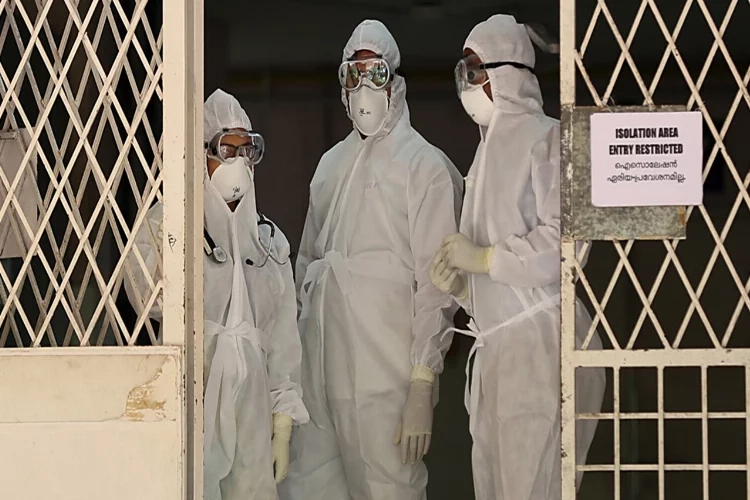 Hindistan’da Nipah virüsü alarmı haberinin görseli