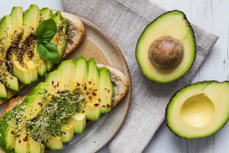 Avokado nasıl yenir? Avokado ile ne yapılır?