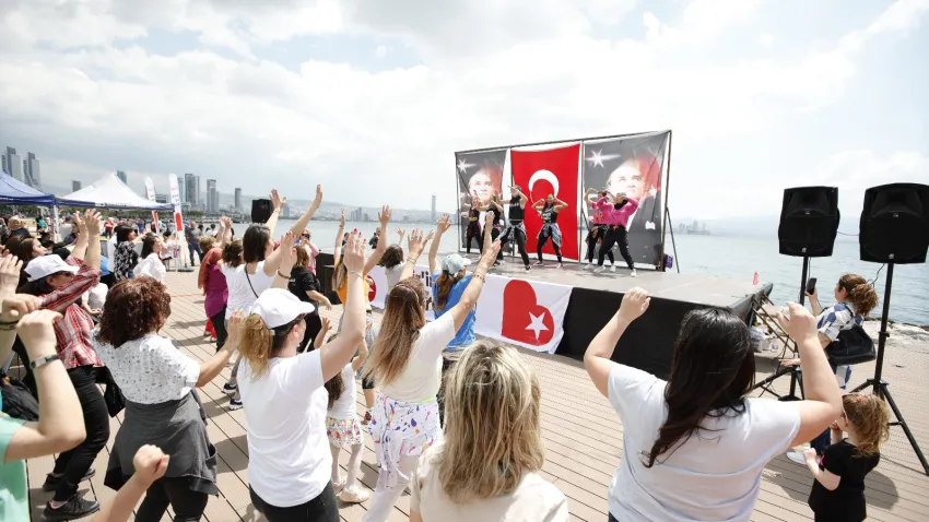Bayraklı’da hareketlilik var! (1)