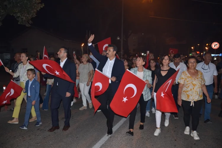 Dikili'nin kurtuluşu coşkuyla kutlandı haberinin görseli