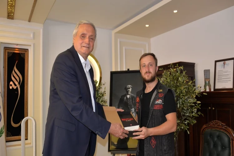 Başkan Bakkalcıoğlu Motosiklet Kulübü üyeleri ile bir araya geldi haberinin görseli