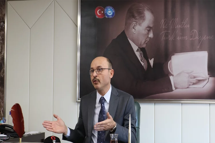 Bakan Tekin’in öğretmen alımı açıklamasına Türk Eğitim-Sen’den destek haberinin görseli