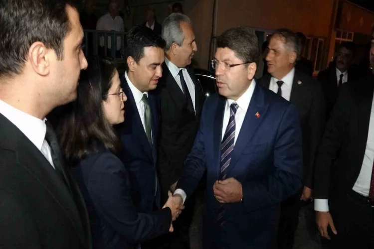 Bakan Tunç’tan maden şehidinin ailesine ziyaret haberinin görseli