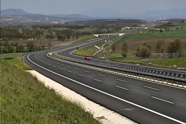 Bursa İzmir arası kaç km yol var? İki şehir arası kaç saat yol gidilir?