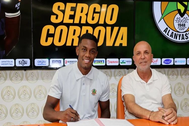 Alanyaspor, Sergio Cordova ile anlaştı