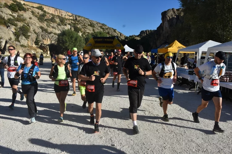 Afyonkarahisar'da Arnica 9. Frig Ultra Maratonu başladı haberinin görseli