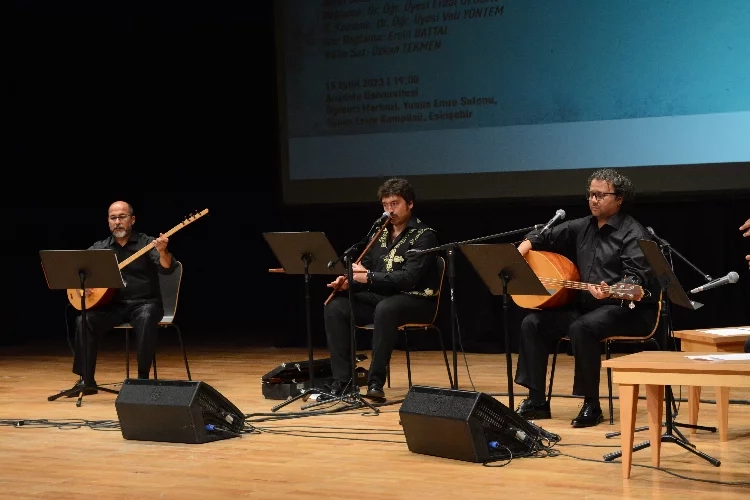 Eskişehir'de bağlama ve kaval eserleri müzikseverlerle buluştu haberinin görseli