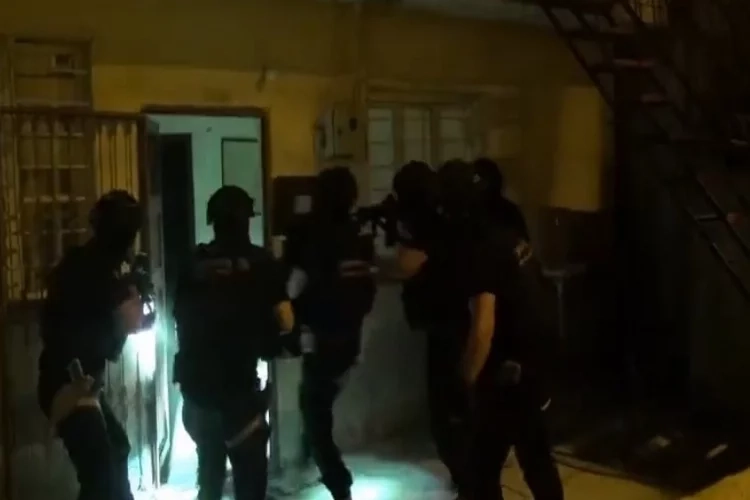 Adana’da DEAŞ operasyonu: Çok sayıda gözaltı haberinin görseli
