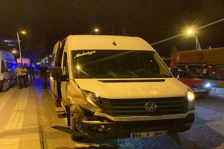 Malatya'da trafik kazası: 2 yaralı haberinin görseli