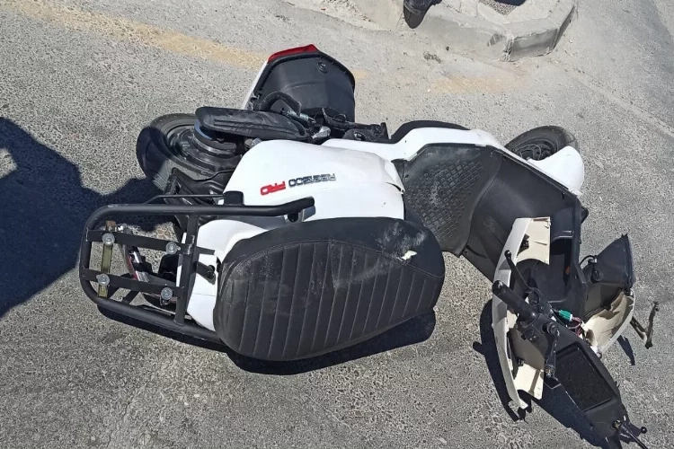 Konya'da kaza: Kamyonetle elektrikli bisiklet çarpıştı haberinin görseli
