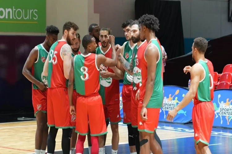 Pınar Karşıyaka, Anadolu Efes'e hazırlık maçında kaybetti haberinin görseli