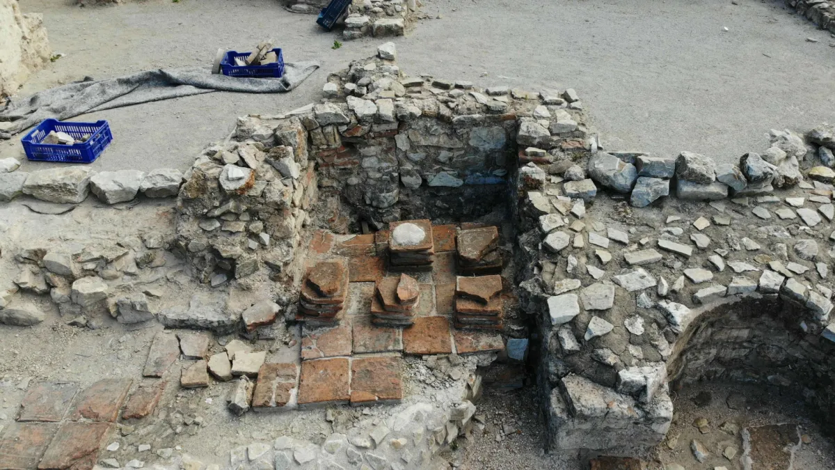 Parion Antik Kenti'nde 1950 yıllık Roma Hamamındaki terleme odası restore edildi - 1056