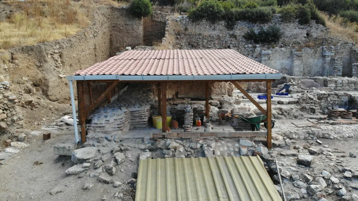 Parion Antik Kenti'nde 1950 yıllık Roma Hamamındaki terleme odası restore edildi - 2149