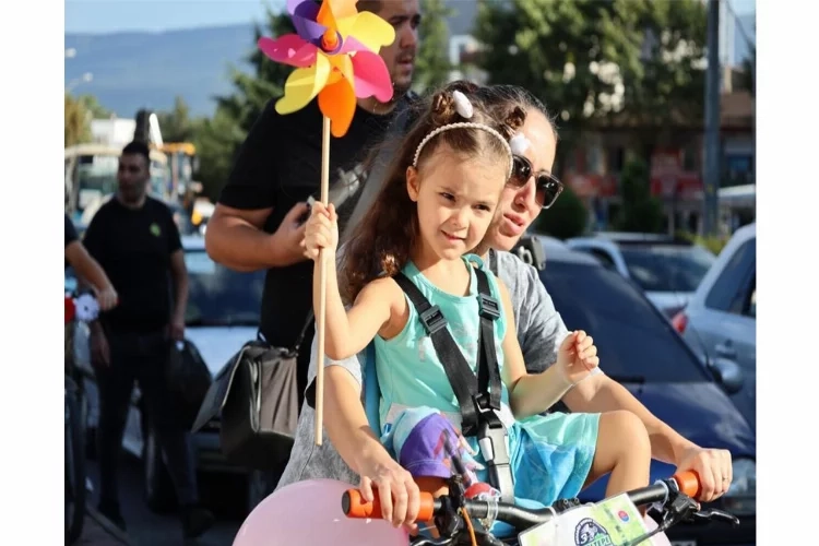 Karabük’te Süslü Kadınlar Bisiklet Turu düzenlendi haberinin görseli