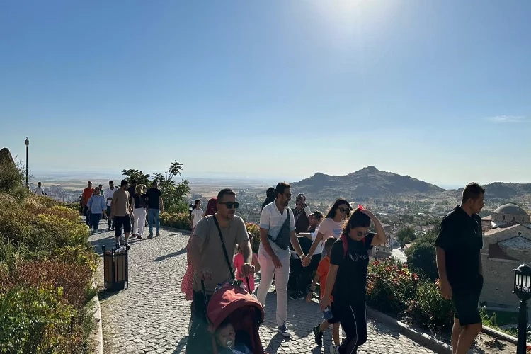 Eskişehir'e turist akını devam ediyor haberinin görseli