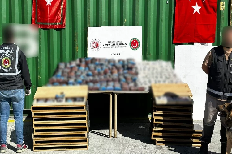 İstanbul’da kilolarca uyuşturucu hap ele geçirildi haberinin görseli