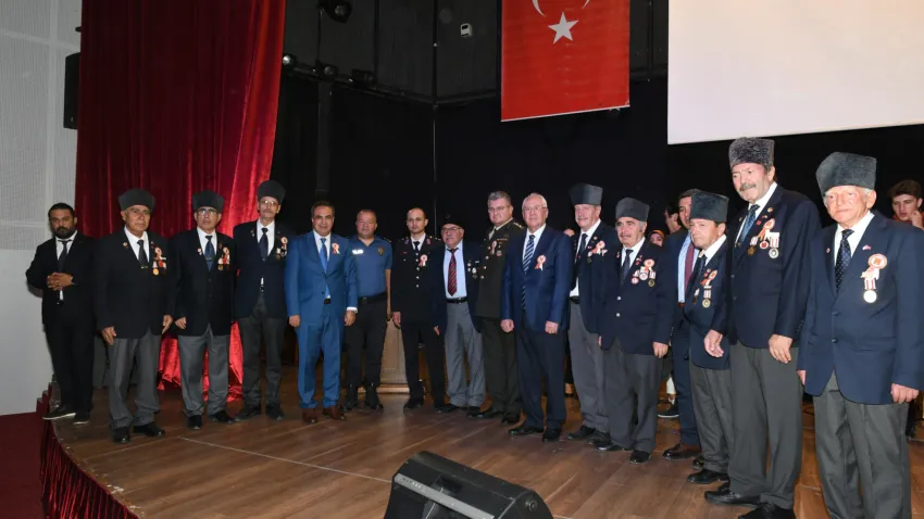 Başkan Selvitopu Gaziler Günü'nü kutladı (2)