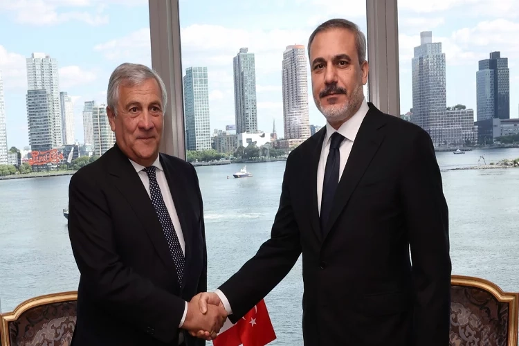 Dışişleri Bakanı Hakan Fidan, İtalyan mevkidaşı Antonio Tajani'yle görüştü haberinin görseli