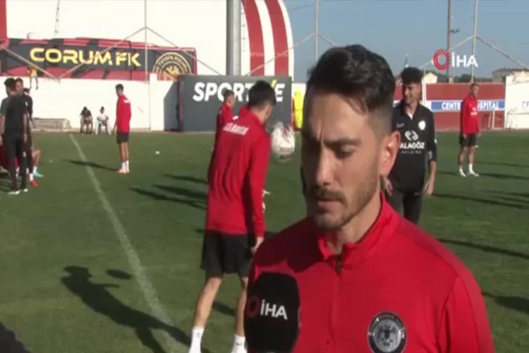 Murat Yıldırım: “Daha çok futbolcu olarak hareket ediyorum”