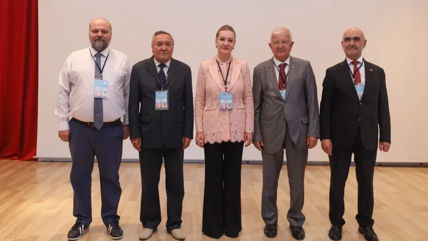15. Uluslararası Avrasya Ekonomileri Kongresi (4)