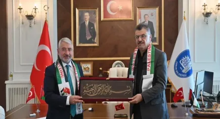 Başkan Aşgın, Filistin heyetini ağırladı haberinin görseli