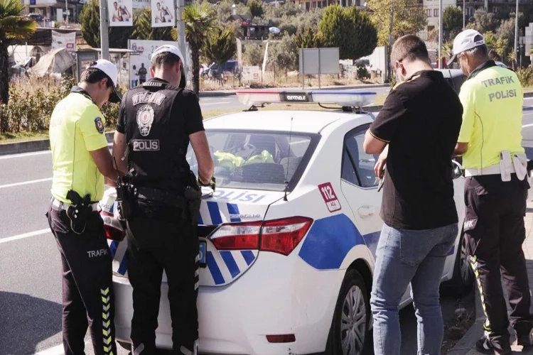 Bursa’da hızlı sürücüler radara takıldı