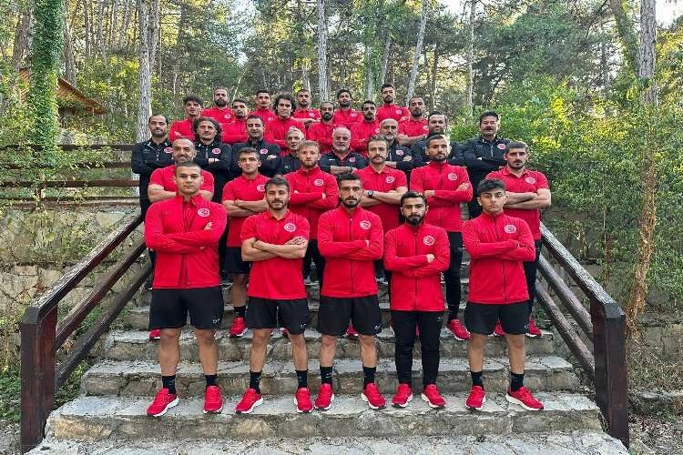 İşitme Engelliler Futbol Milli Takımı’nın hazırlık kampı sona erdi haberinin görseli