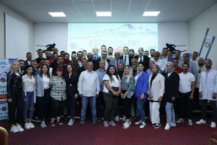 Kayseri Büyükşehir'den kayak turizmine destek olacak iş birliği haberinin görseli