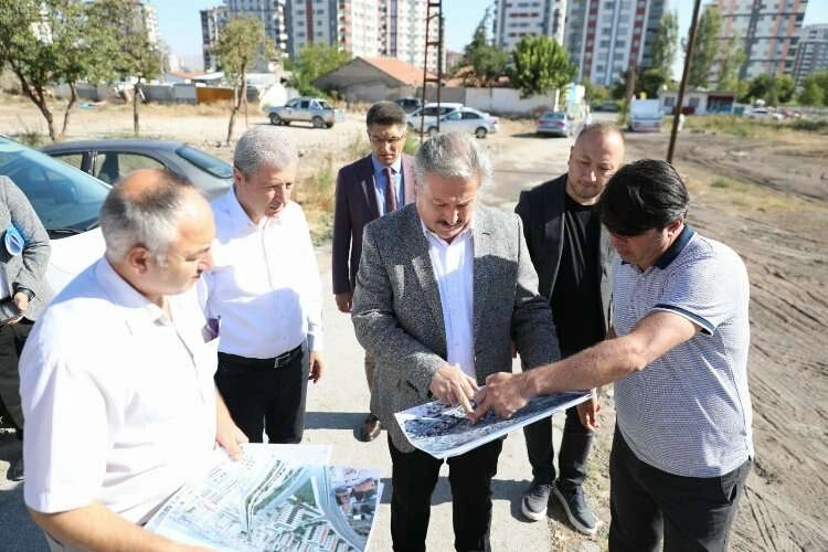 Kayseri'de kentsel dönüşüm için yıkımlar sürüyor haberinin görseli