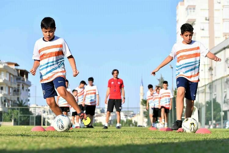 Antalya'da spor yapmayan kalmayacak haberinin görseli