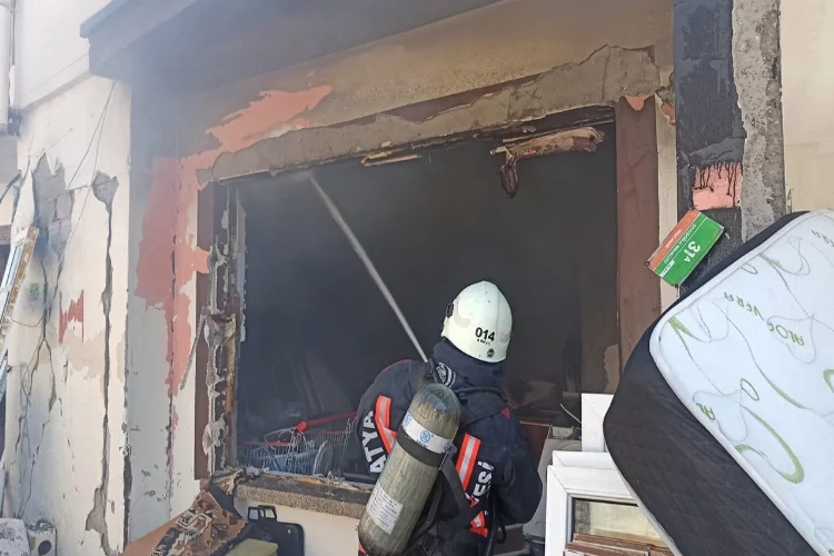 Malatya’da ev yangını çıktı haberinin görseli
