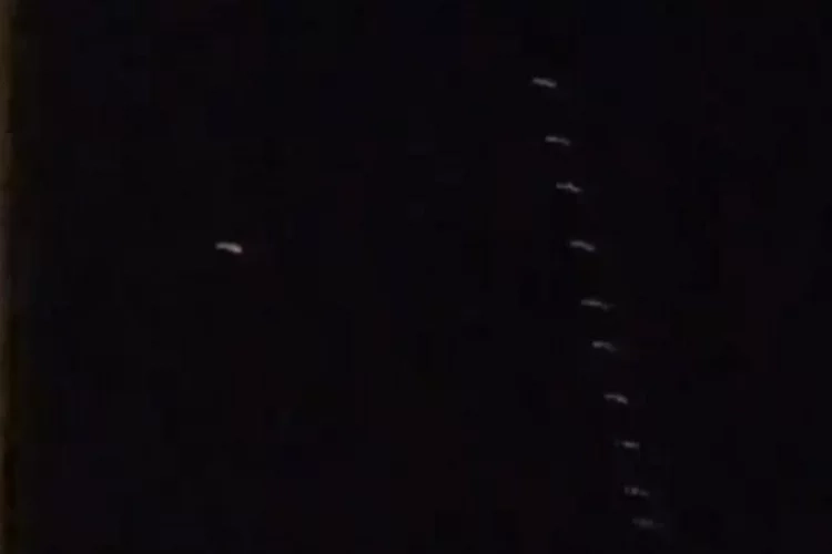 Elazığ'da ’Starlink’ uyduları görüldü haberinin görseli