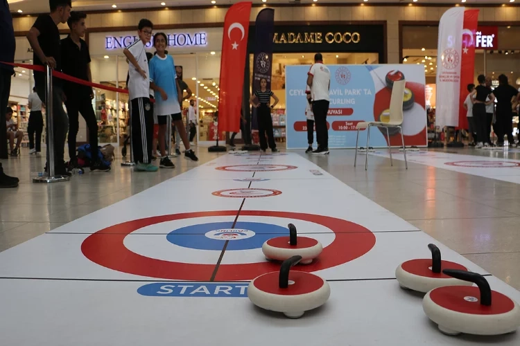 Diyarbakır'da Floor Curling Turnuvası haberinin görseli