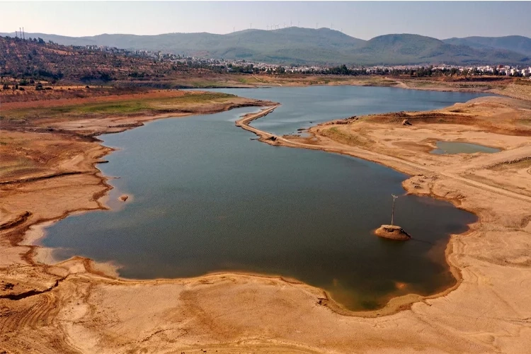 Muğla’da barajlardan endişelendiren görüntü haberinin görseli