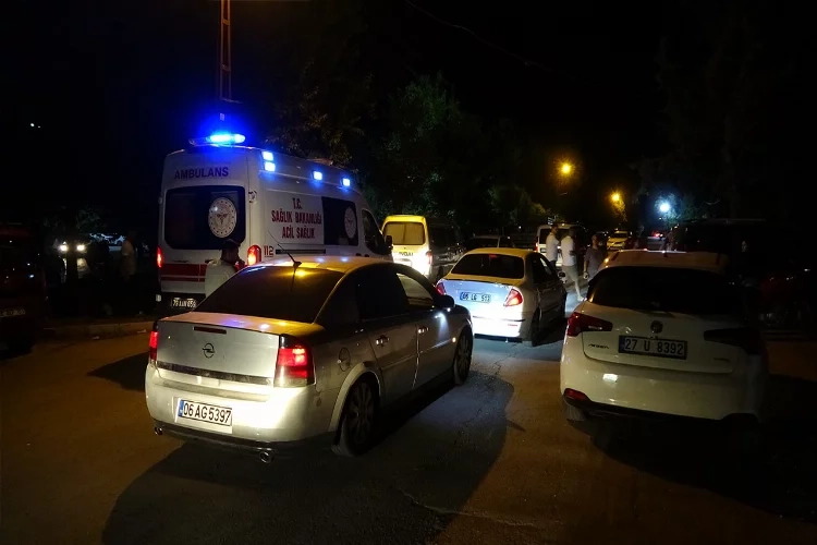 Kilis’te polise saldırı: 4 kişi yaralandı haberinin görseli