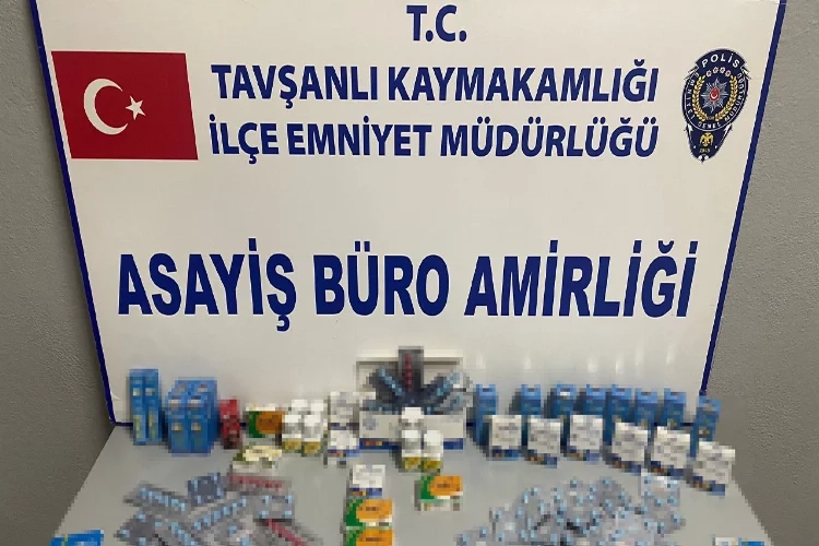 Kütahya'da operasyon: Satışı yasak ilaçlar ele geçirildi haberinin görseli