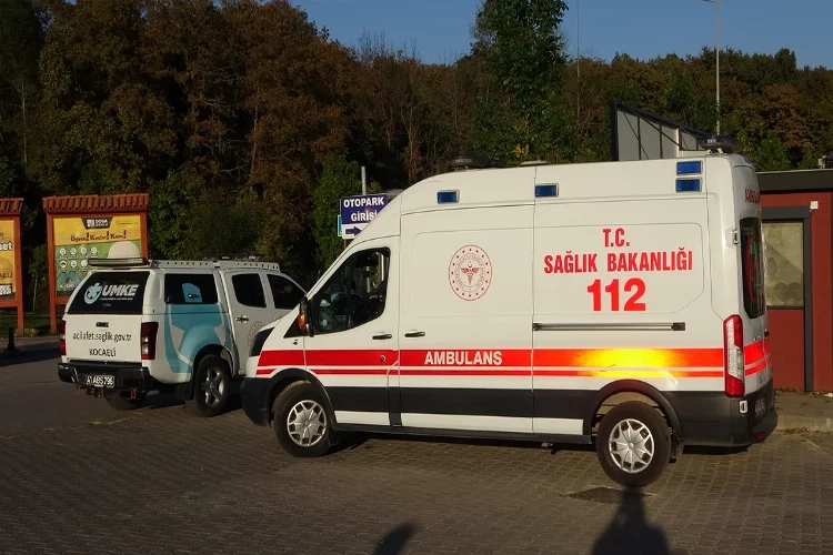 Kocaeli'de tavuklu pilav yiyen 20 kişi hastanelik oldu haberinin görseli